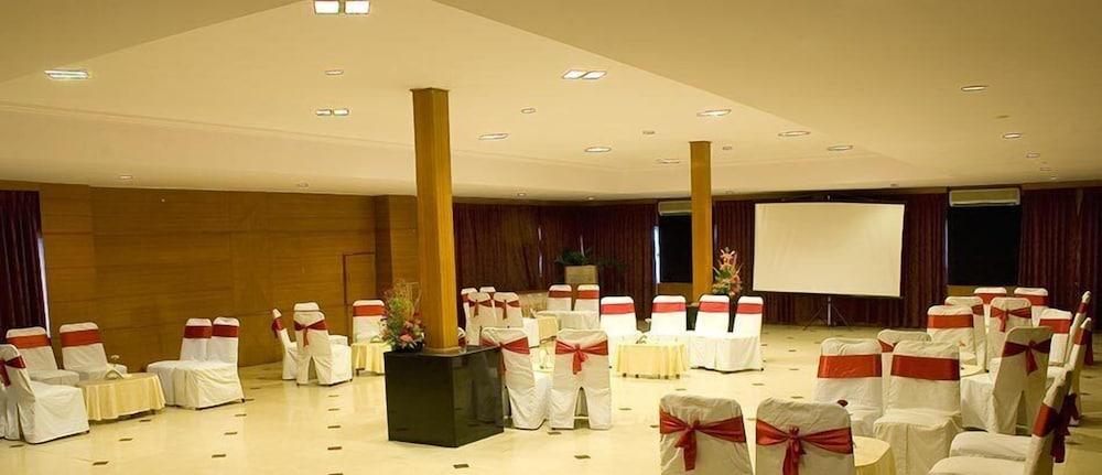 Ramanashree Brunton Hotel Bangalore Eksteriør billede