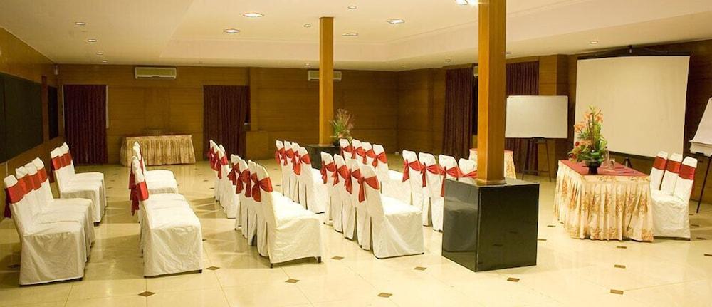 Ramanashree Brunton Hotel Bangalore Eksteriør billede